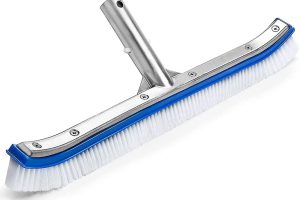 pool-brush-curved